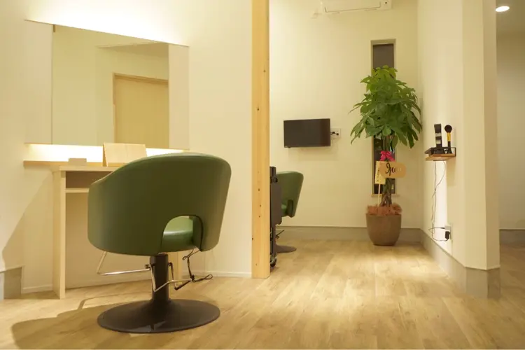 Lin beautysalon eyelashの内観・外観2