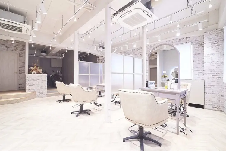 Sallyの内観・外観1