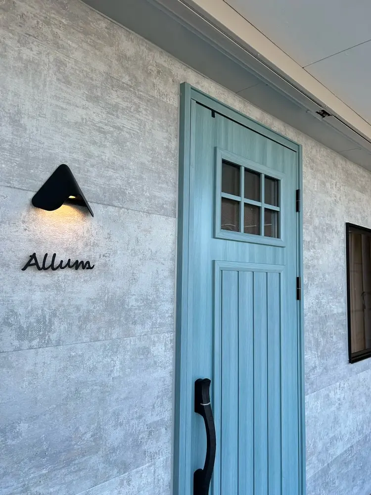 nail salon allum【ネイルサロンアリュメ】の内観・外観1