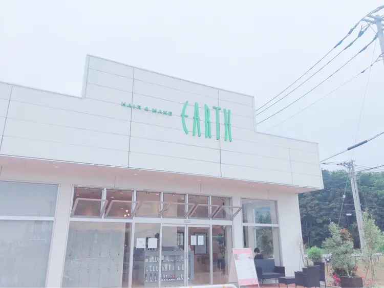 ヘアメイクアースの内観・外観1