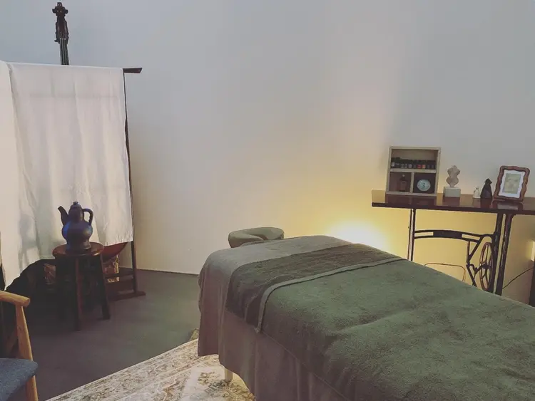 リラクゼーションサロン ユリカゴノナカの内観・外観1