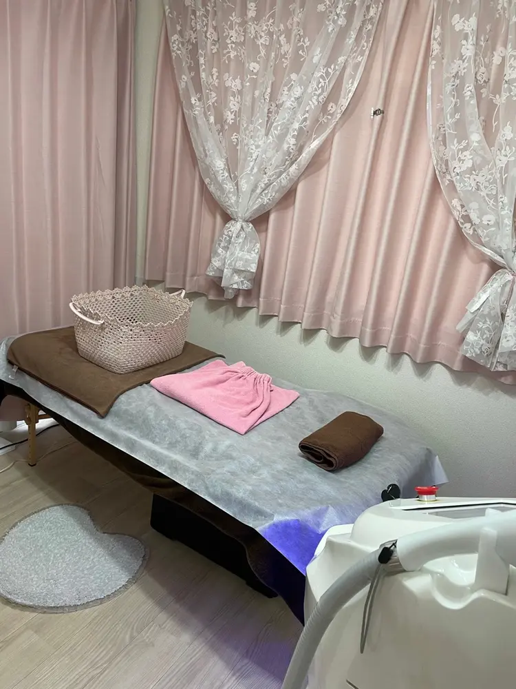 ネイル・脱毛サロンplageの内観・外観3