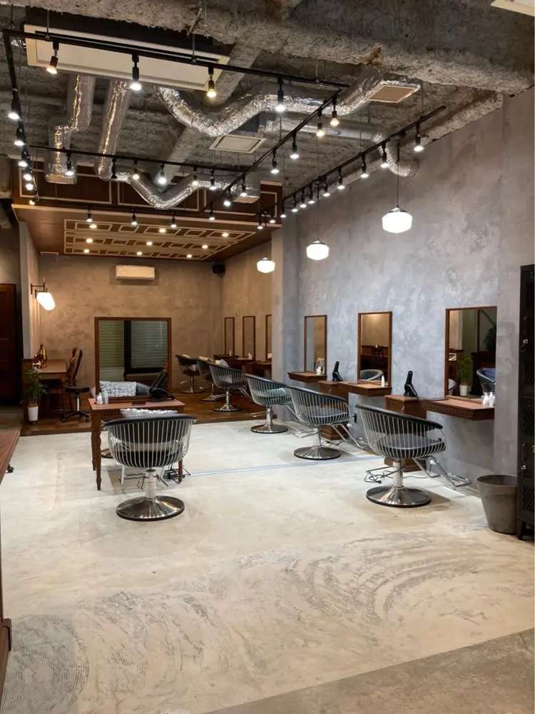 Lond castillo 四日市 【ロンド カスティーヨ】の内観・外観2