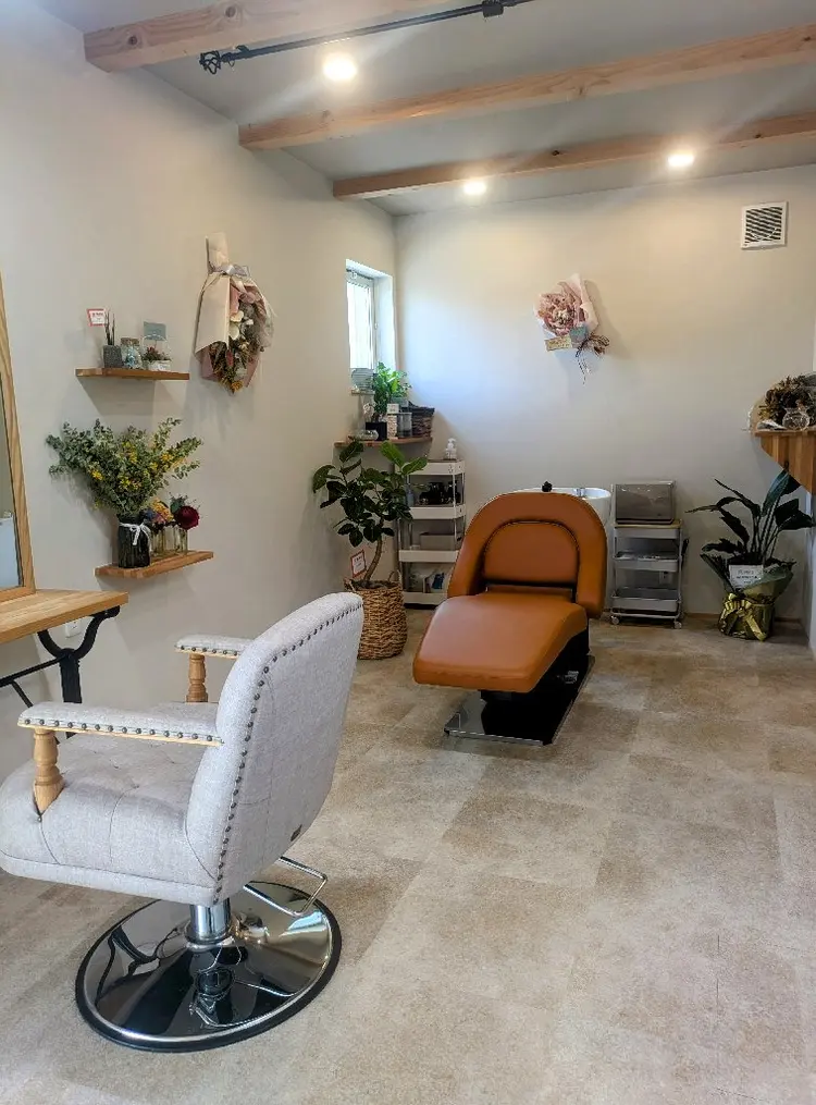 neuk（ヌーク）の内観・外観2