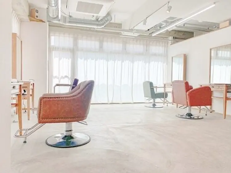 cirrusの内観・外観3