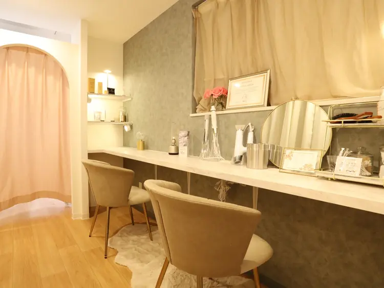 MIRIの内観・外観2