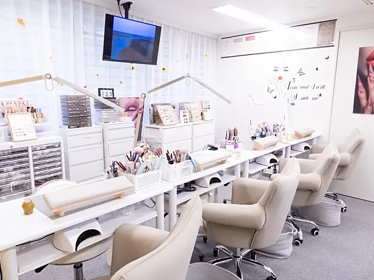 ranビューティーネイル&まつげの内観・外観1