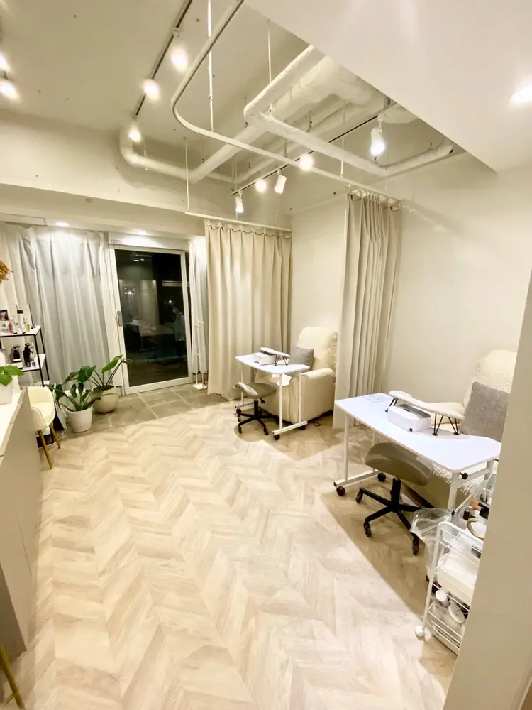 Dress Me Nailの内観・外観2