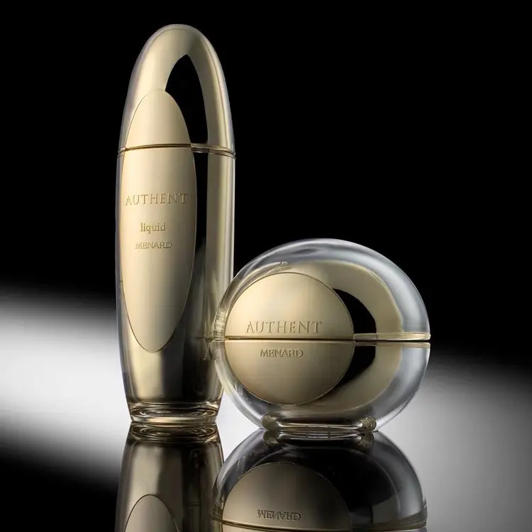 MENARDの内観・外観2