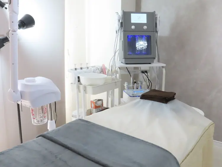 韓国肌管理Belle 泉中央店の内観・外観2