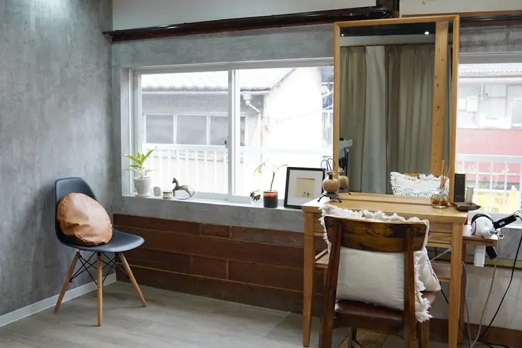 eyebrow Amiliの内観・外観1