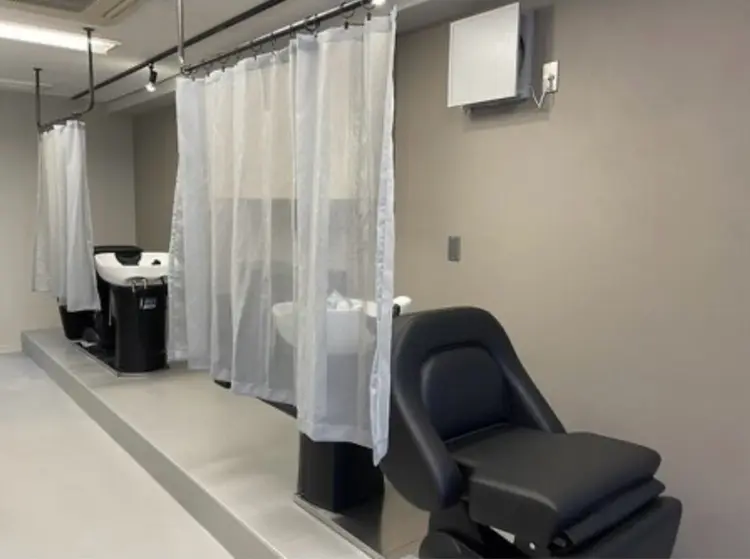 XYZ新宿の内観・外観2