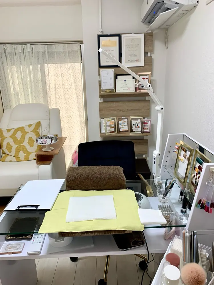 hana nail. salonの内観・外観2