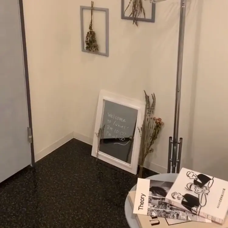 LuXiel Eyelash 薬院店の内観・外観1