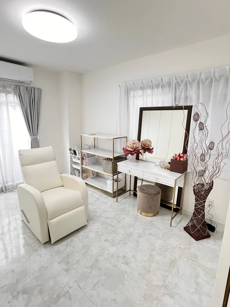 eyelash salon ririの内観・外観1