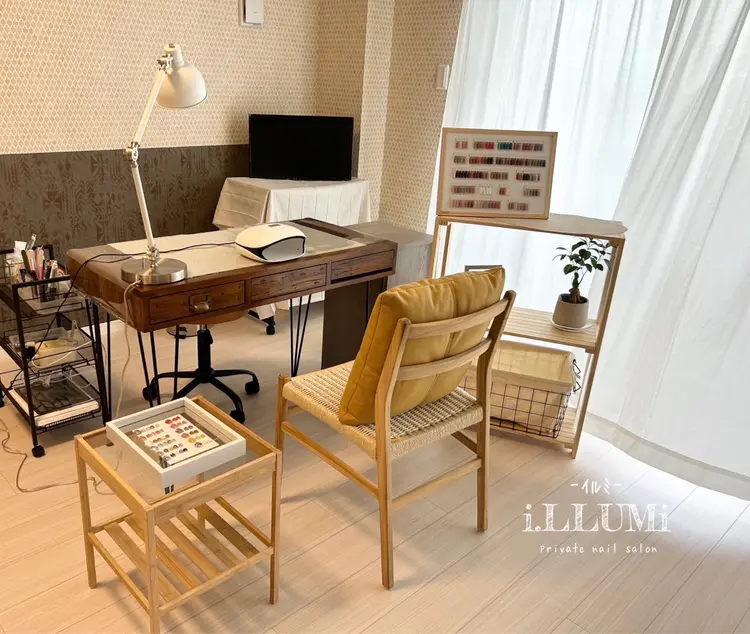 private  nail salon i.LLUMiの内観・外観1