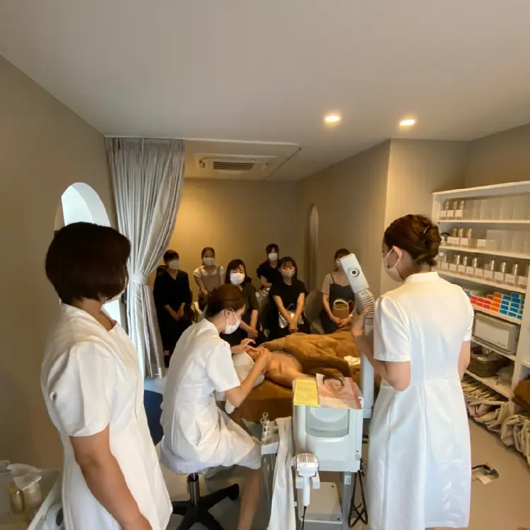 メナードフェイシャルサロン岐阜桜通の内観・外観2