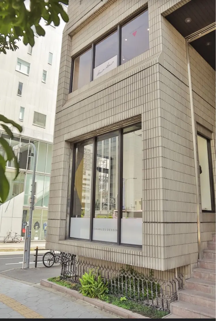 CHARLES DESSIN 北堀江の内観・外観2