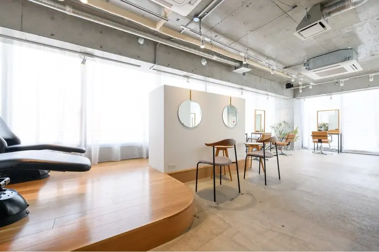 loti by trenchの内観・外観1