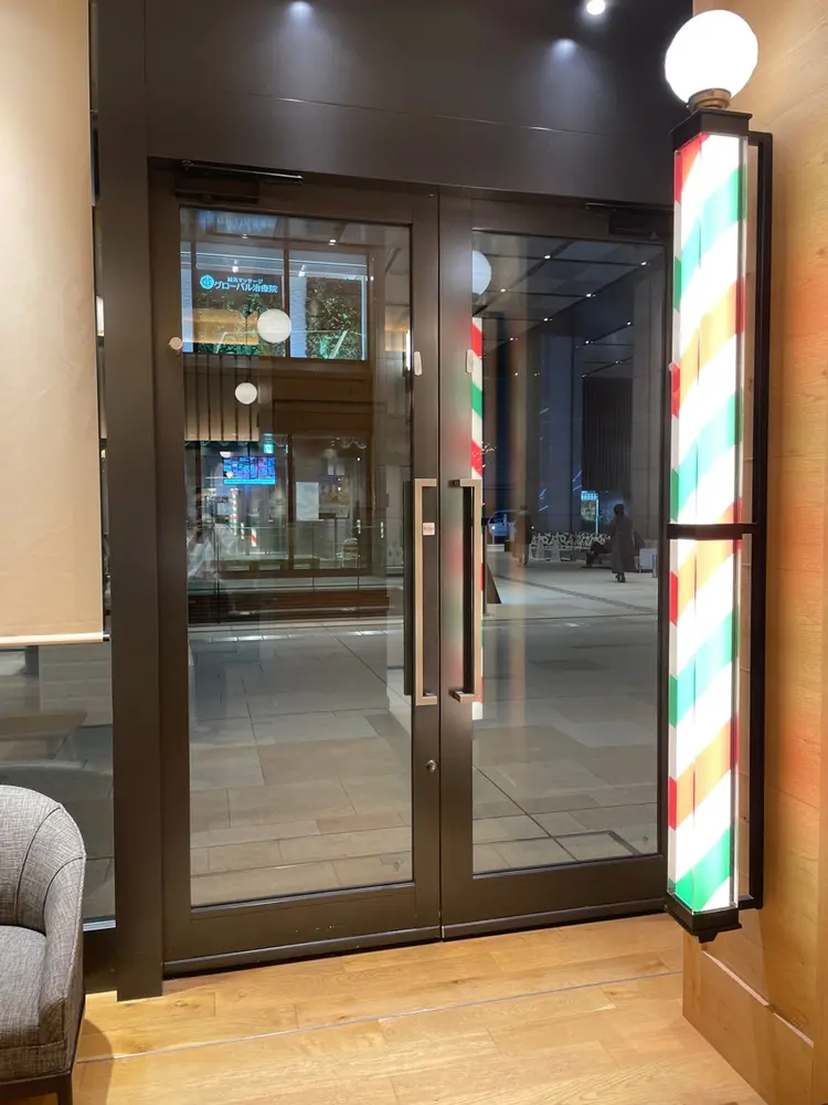 銀座マツナガ京橋エドグラン店の内観・外観2