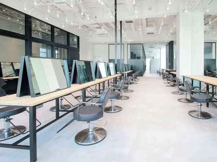 ALBUM銀座店の内観・外観1