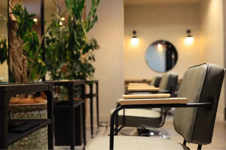 Hair Design Collet Ginza【ヘアデザイン コレット ギンザ】の内観・外観1