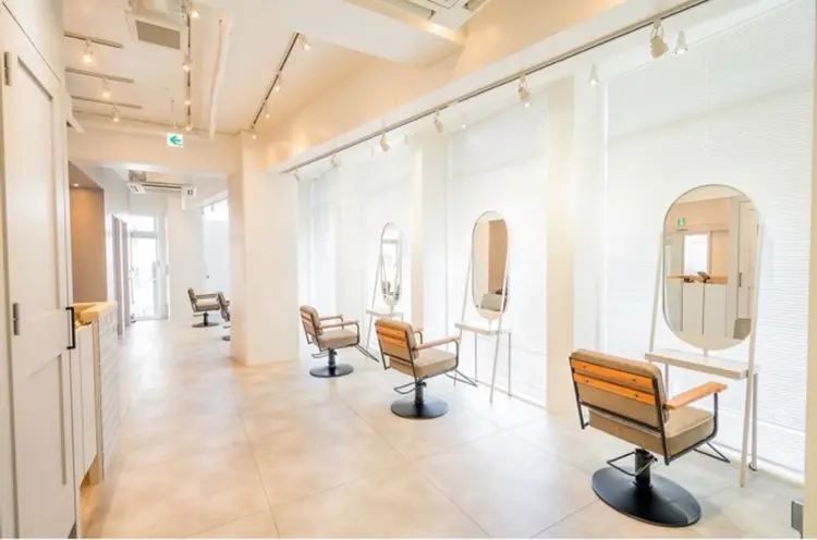 Carelly 髪質改善トリートメント&ヘッドスパ 流山おおたかの森【ケアリー】の内観・外観1