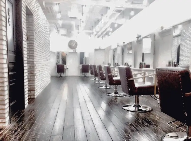 Anliの内観・外観1