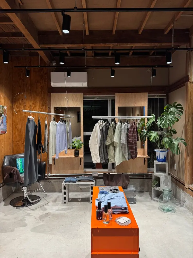 SOMEWHEREの内観・外観3