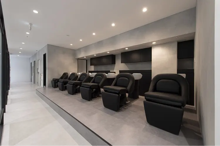 SALOWIN 名古屋名駅店の内観・外観3