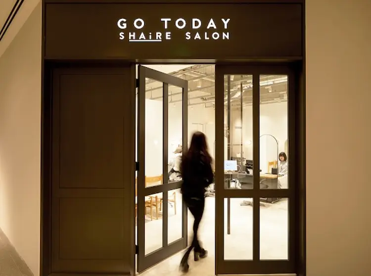 ゴートゥデイシェアサロン表参道店の内観・外観1