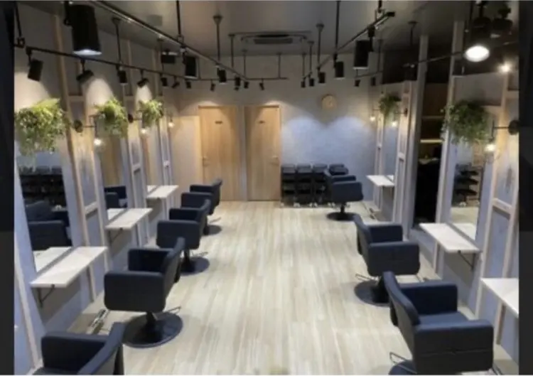 MEN‘S HAIR BLEACHi塩釜口の内観・外観1