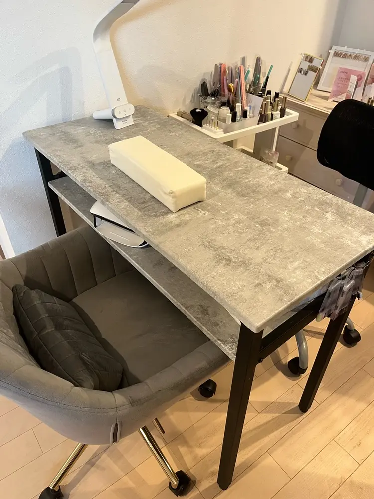 R...nailの内観・外観1