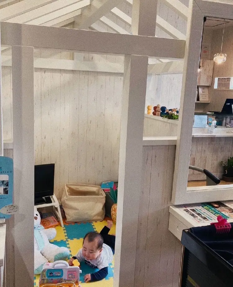 hair salon marquise中筋店の内観・外観2