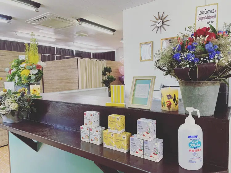 Lash Connectの内観・外観1