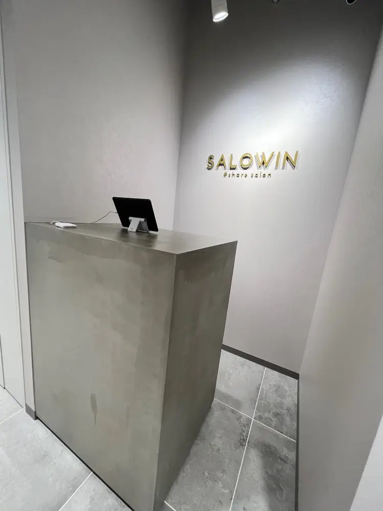 SALOWIN(サロウィン)三宮店の内観・外観1
