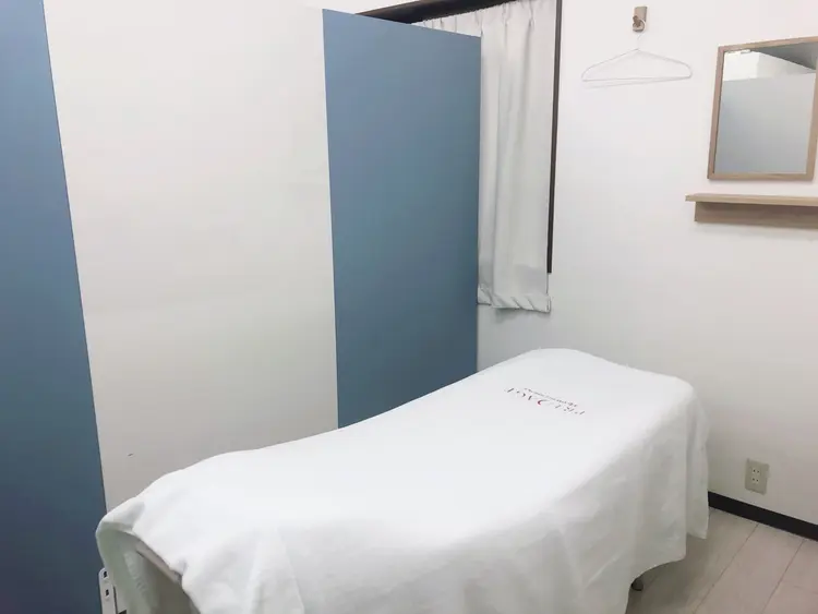 ナリスビューティーステーション De I'm 西尾店の内観・外観1