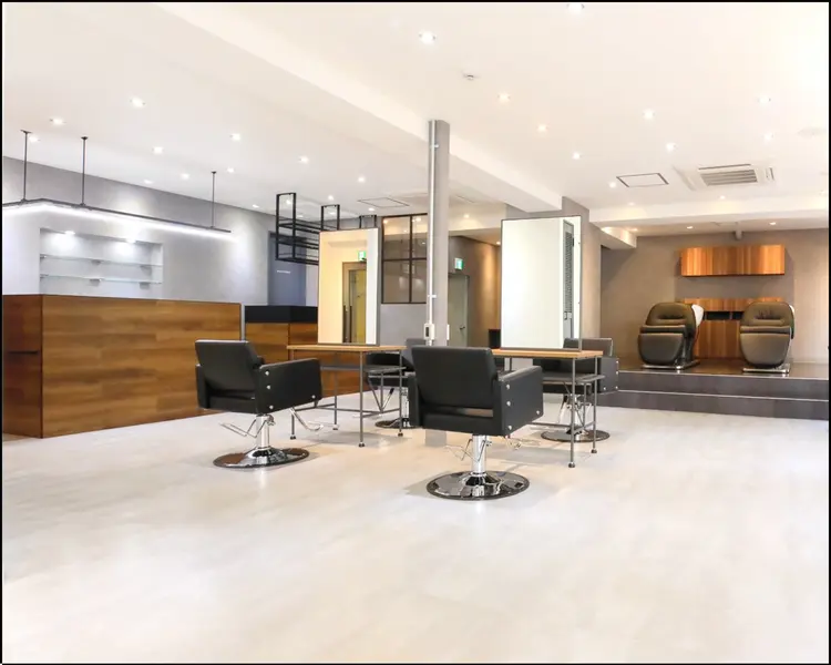 Salon EFの内観・外観2