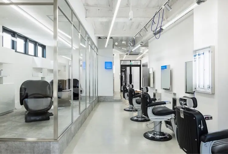 メンズパーマ特化サロンLond LOGANの内観・外観2