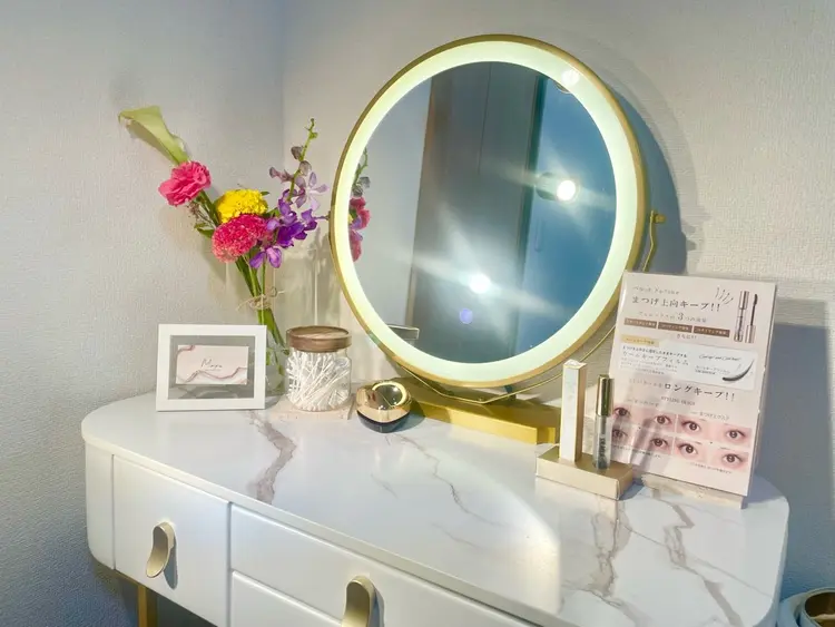 Eyelash Moonの内観・外観1