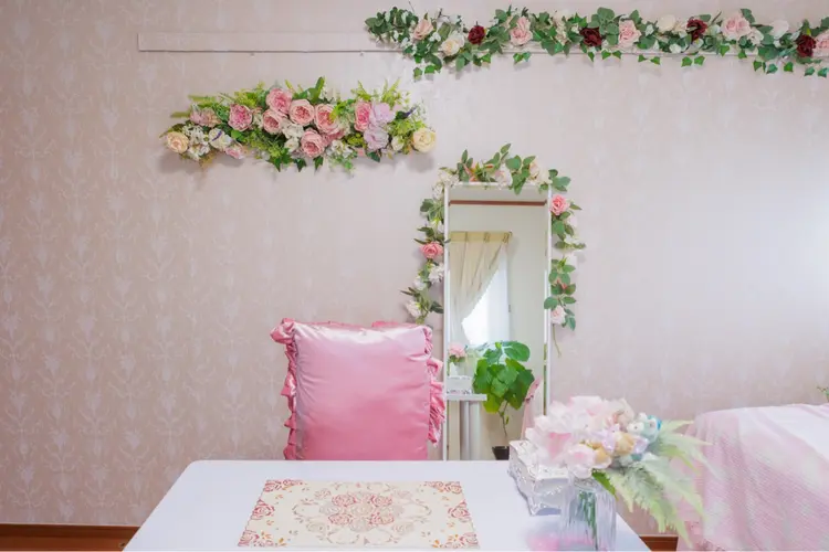 スターローズの内観・外観2