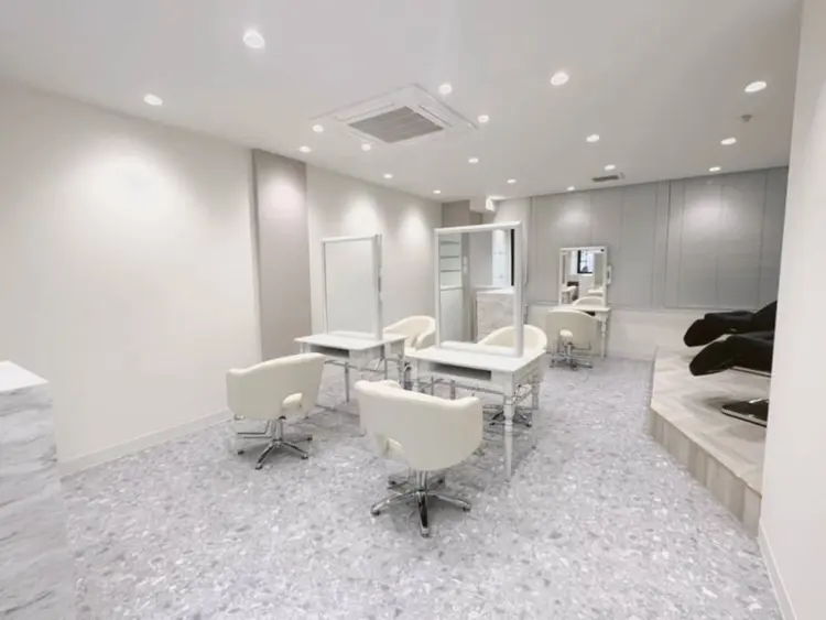 naviの内観・外観1