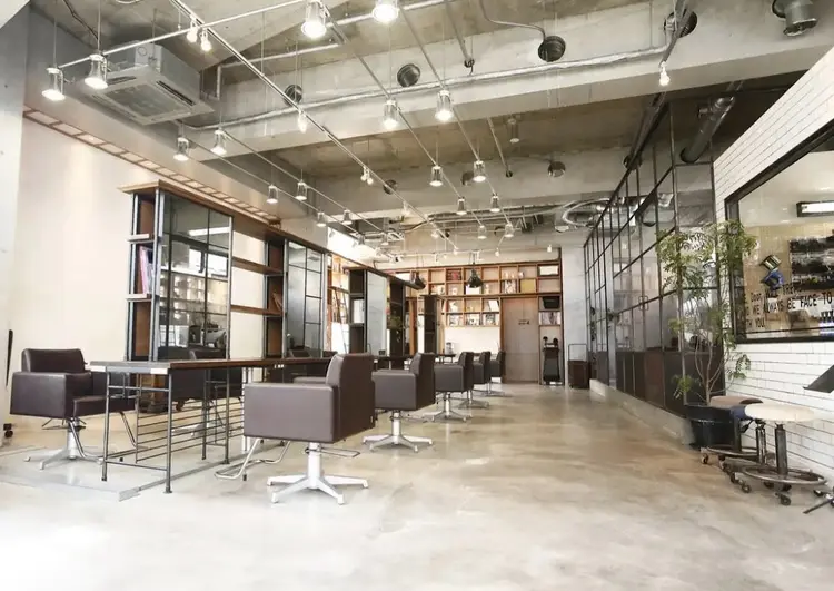 Doorの内観・外観2