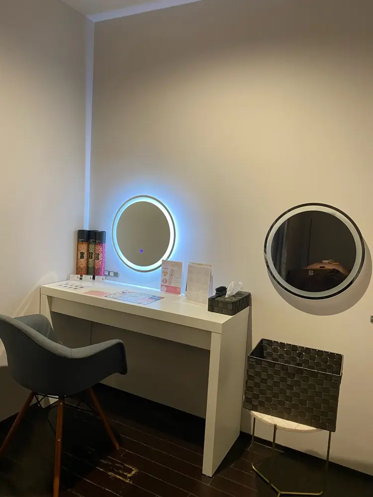 emiluca(EARTH川中島店内)の内観・外観2