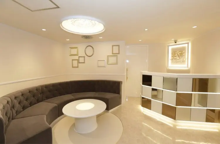 Salon EF 金山店の内観・外観1