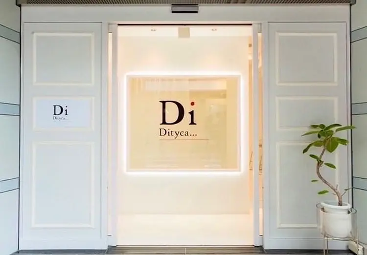 Dityca名駅西店の内観・外観1