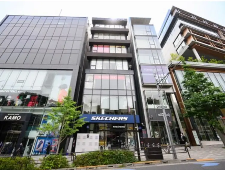 GO TODAY SHAiRE SALON 原宿Liber店の内観・外観3