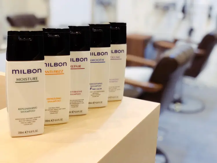 hair atelier HUEの内観・外観3
