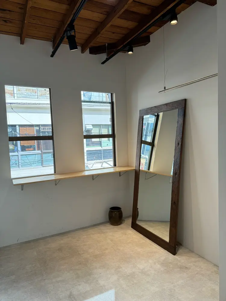 ioの内観・外観3