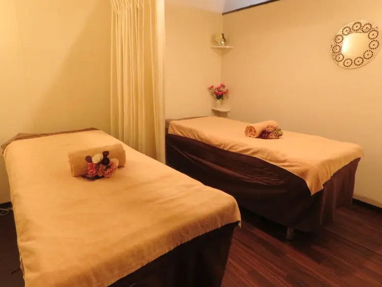 リラクゼーション＆エステランベリーの内観・外観1